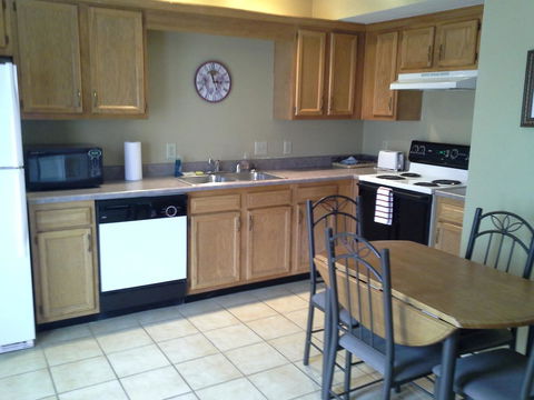 The Corner House B&B & Corporate Housing - Bet 4u 15