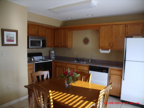 The Corner House B&B & Corporate Housing - Bet 4u 4