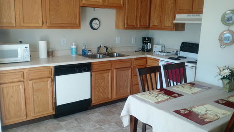 The Corner House B&B & Corporate Housing - Bet 4u 29