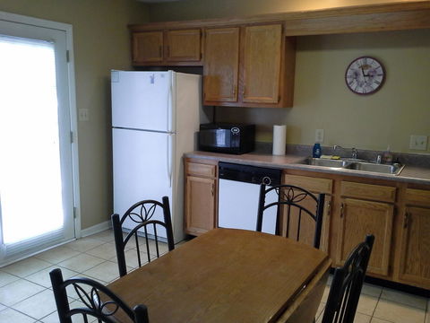 The Corner House B&B & Corporate Housing - Bet 4u 17