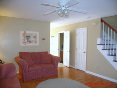 The Corner House B&B & Corporate Housing - Bet 4u 9