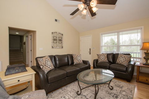 Cottage 53 - Newly Updated And Handicap Friendly! - Click Find 35