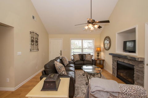 Cottage 53 - Newly Updated And Handicap Friendly! - Click Find 32