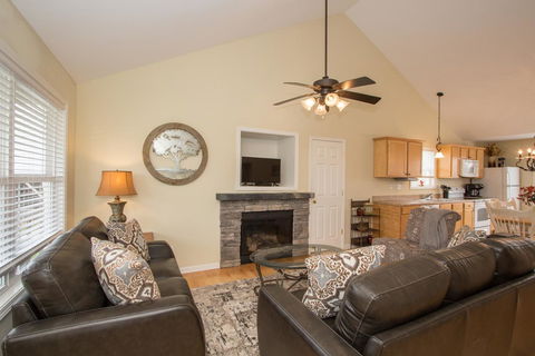 Cottage 53 - Newly Updated And Handicap Friendly! - Click Find 39