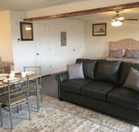 Anchor Inn and Suites
