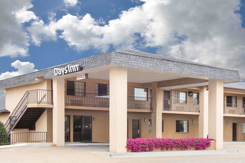 Days Inn By Wyndham Ruston LA - Bet 4u 1