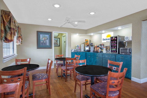 Days Inn By Wyndham Ruston LA - Bet 4u 3