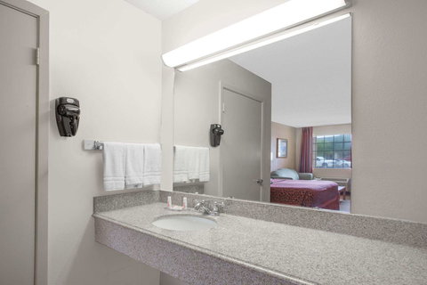 Days Inn By Wyndham Ruston LA - Bet 4u 11