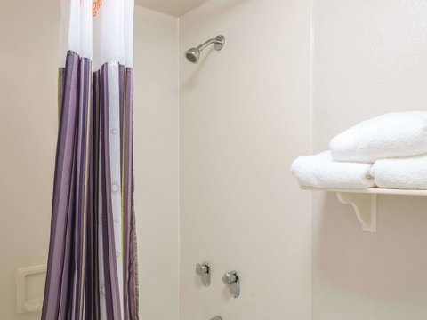 La Quinta Inn By Wyndham New Orleans West Bank / Gretna - Bet 4u 15