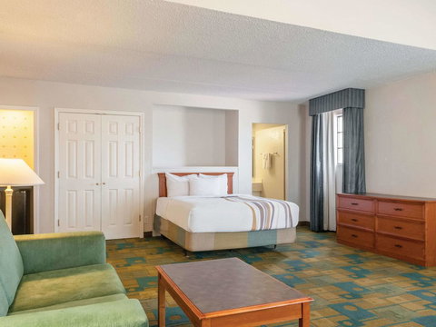 La Quinta Inn By Wyndham New Orleans West Bank / Gretna - Bet 4u 4