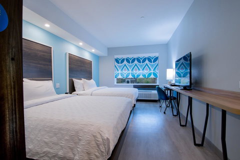 Tru By Hilton Lafayette River Ranch - Bet 4u 10