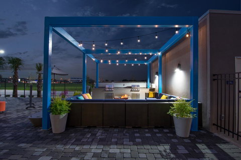 Tru By Hilton Lafayette River Ranch - Bet 4u 1