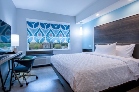 Tru By Hilton Lafayette River Ranch - Bet 4u 12