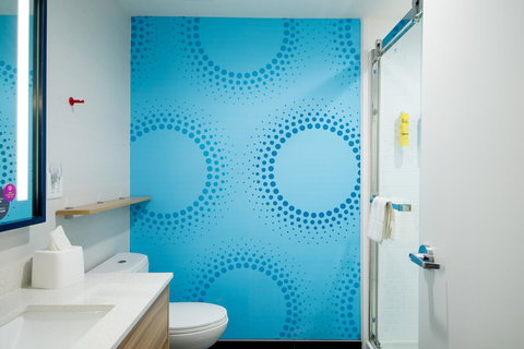 Tru By Hilton Lafayette River Ranch - Bet 4u 7