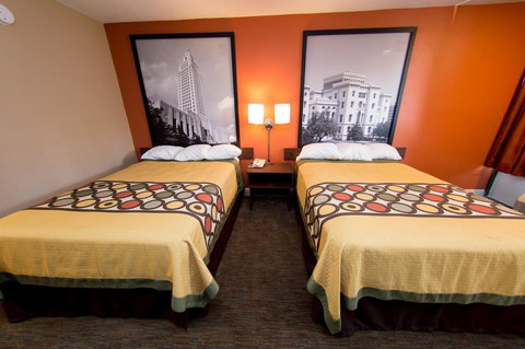 Super 8 By Wyndham Port Allen/W Baton Rouge - Bet 4u 5