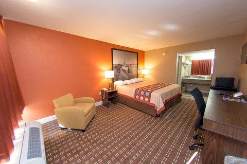 Super 8 By Wyndham Port Allen/W Baton Rouge - Bet 4u 8