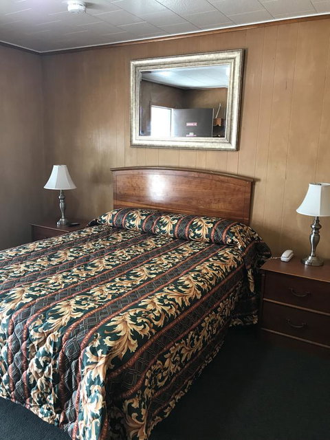 Pine Haven Motel - Bet 4u 7