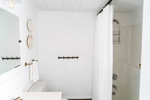 15 Sea Street Home - Bridge Guide 12