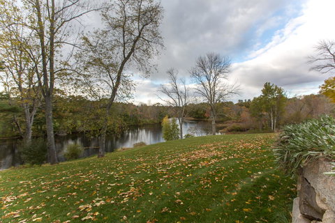 Riverhouse - Click Find 13