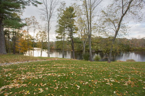 Riverhouse - Click Find 12