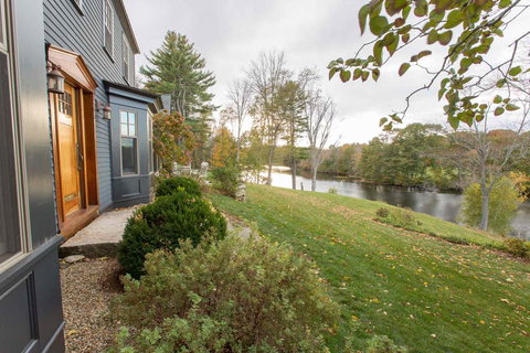 Riverhouse - Click Find 10