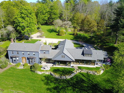 Riverhouse - Click Find 3