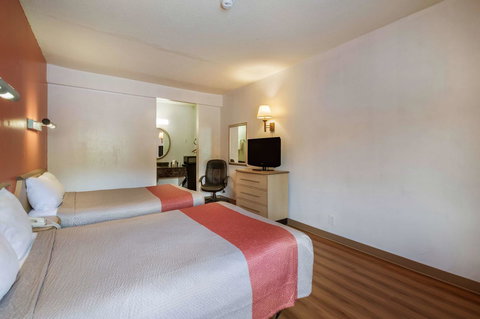 Motel 6 La Vale-Cumberland - Bet 4u 20