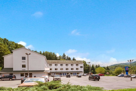 Motel 6 La Vale-Cumberland - Bet 4u 0