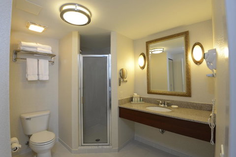 Rod 'N' Reel Resort - Click Find 14