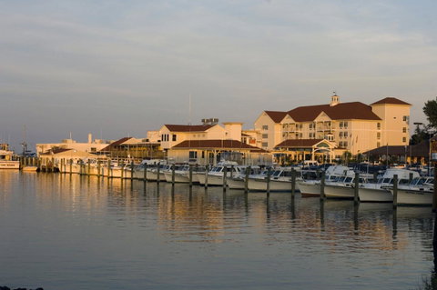 Rod 'N' Reel Resort - Click Find 0