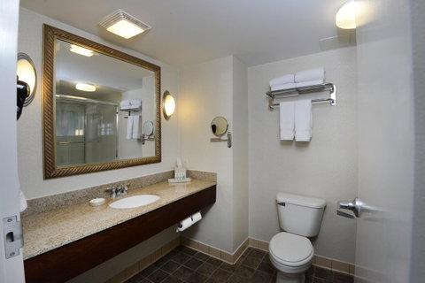 Rod 'N' Reel Resort - Click Find 23