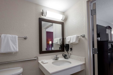 Red Roof Inn Washington DC - College Park - Bet 4u 7