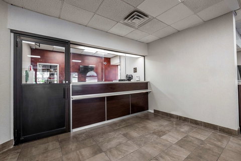 Red Roof Inn Washington DC - College Park - Bet 4u 9