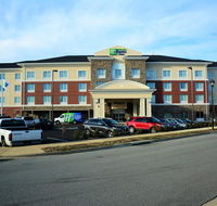 Holiday Inn Express  Suites Lexington Park California
