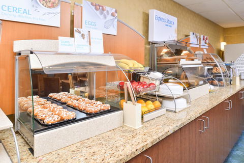 Holiday Inn Express Hunt Valley - Bet 4u 4