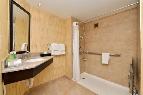 Holiday Inn Express Hunt Valley - Bet 4u 20