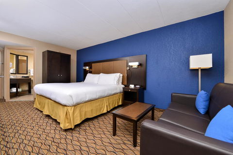 Holiday Inn Express Hunt Valley - Bet 4u 15