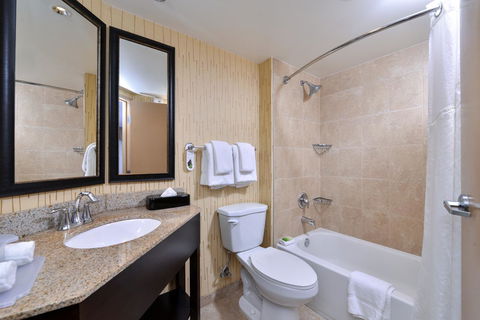 Holiday Inn Express Hunt Valley - Bet 4u 6