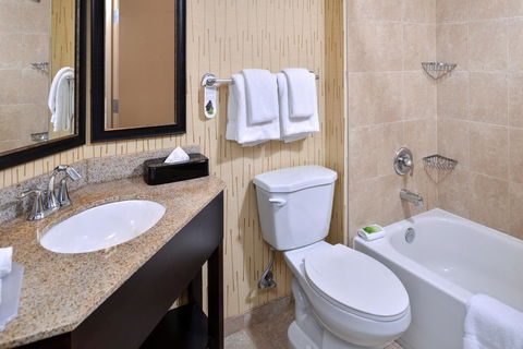 Holiday Inn Express Hunt Valley - Bet 4u 13
