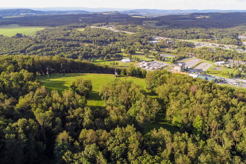 18 Winding Way - Bet 4u 39