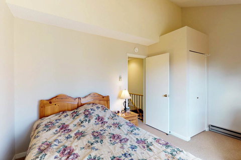 18 Winding Way - Bet 4u 18