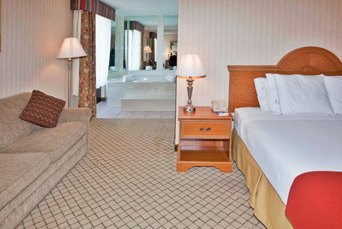 Holiday Inn Express Flint-Campus Area - Bet 4u 1