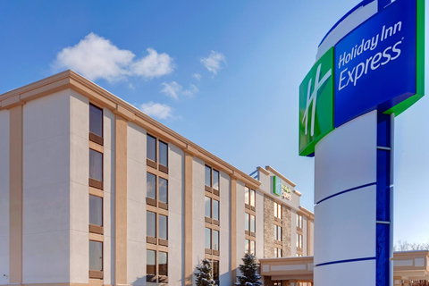 Holiday Inn Express Flint-Campus Area - Bet 4u 6