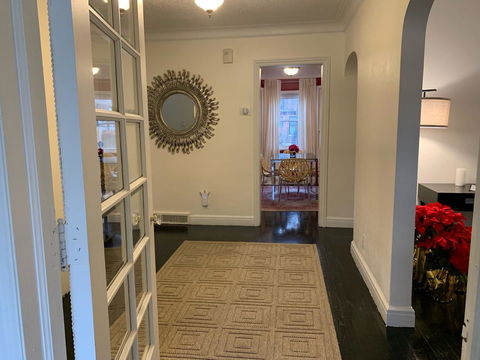 The Parkside / University District/15m To Downtown - Click Find 8