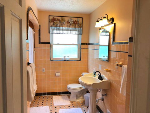 The Parkside / University District/15m To Downtown - Click Find 35