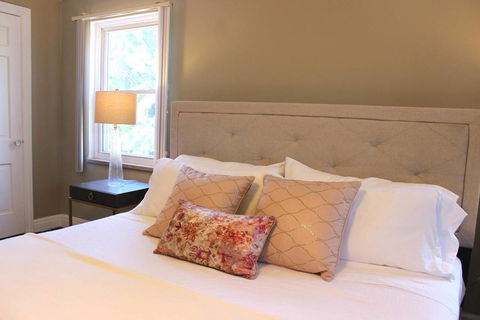 The Parkside / University District/15m To Downtown - Click Find 37