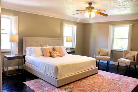 The Parkside / University District/15m To Downtown - Click Find 33