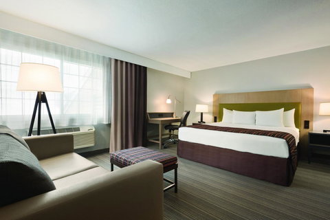 Country Inn & Suites By Radisson, Grand Rapids, MN - Bet 4u 5