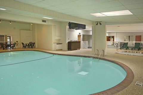 Days Inn By Wyndham St. Paul-Minneapolis-Midway - Click Find 3