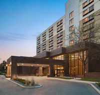 DoubleTree by Hilton St. Paul MN